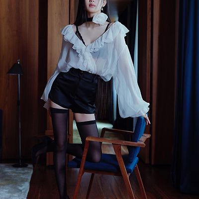 문가영 돌체앤가바나 하퍼스바자 화보