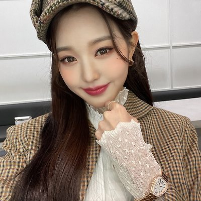 아이즈원 출신 MC