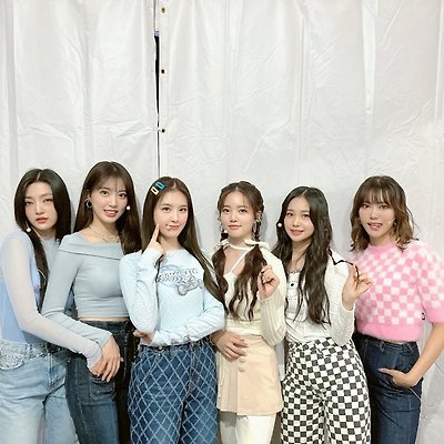 [위클리] 인도네시아 열광시킨 Weeekly