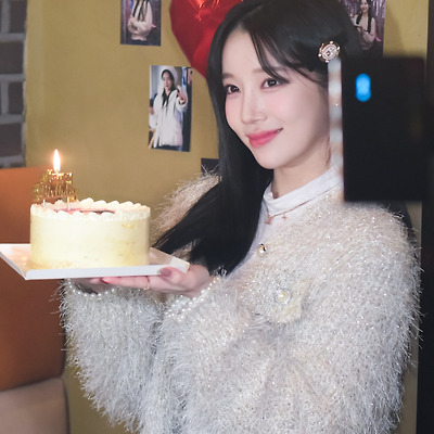 241227 배우 정승지 30장