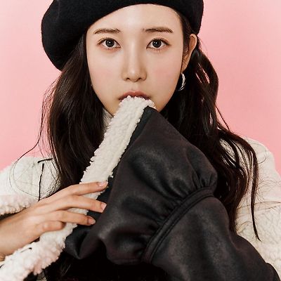 배우 윤채경 'Mag & Jina(맥앤지나)' 홀리데이 화보
