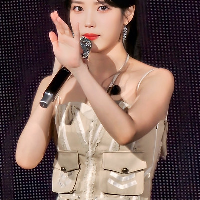 아이유 HEREH 자카르타 콘서트 2일차 팬 사진