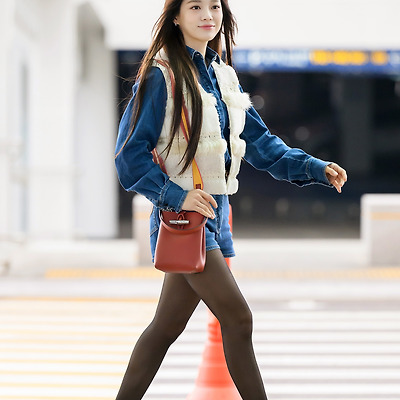 김세정, 청량한 미모