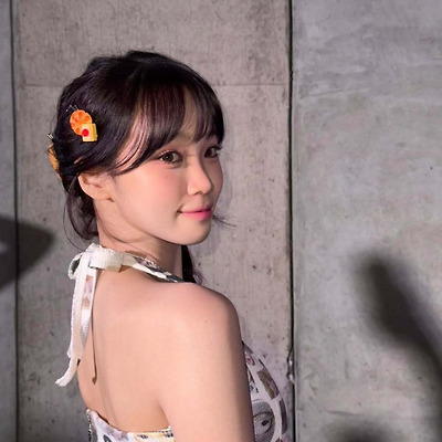 르세라핌 김채원,사쿠라