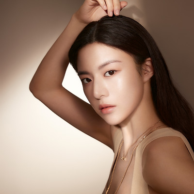 고윤정(Go Youn-jung) 에스쁘아 '프로 테일러 비 글로우 쿠션 올뉴' 화보 고화질