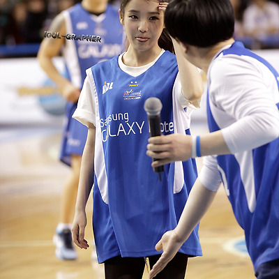 [PHOTO] 120211 프로농구 삼성 VS 동부 시투 - 아이유 by 1st Holic