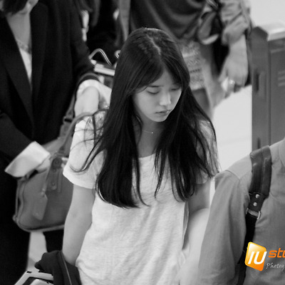 130522 아이유 김포출국