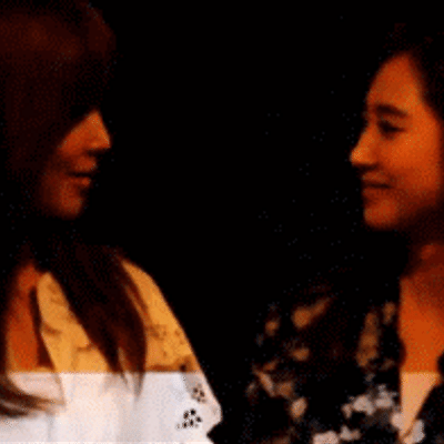 소녀시대 유리 수영 바라보는 눈빛이 헐~완전 훈훈 ㅋㅋ