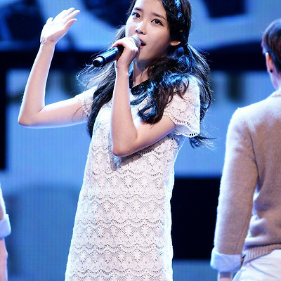 111206 쇼케이뮤직 식탁보 의상 by 미스터신iu -3-