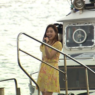 런닝맨 꽃중년 레이스의 소녀시대 태연!!사진 몇장