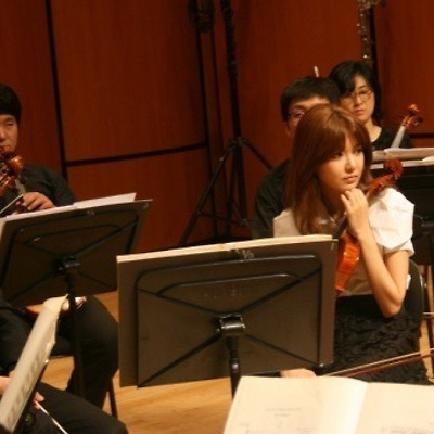 비올리스트 소녀시대 수영 사진