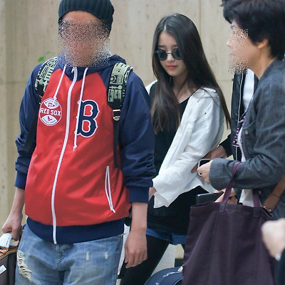 120422 아이유 김포공항 입국 직찍 by 미스터신iu