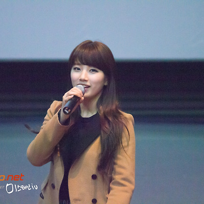 120325 건축학개론 무대인사 수지 직찍 by 미스터신iu