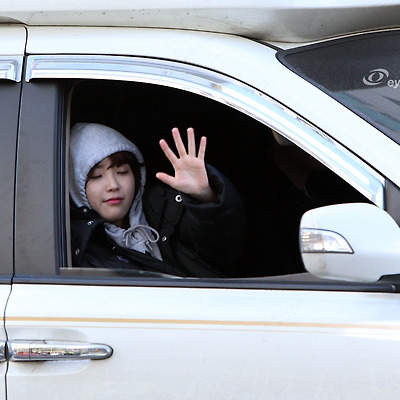 20130310 인기가요 퇴근 아이유 직찍 by eyephoto