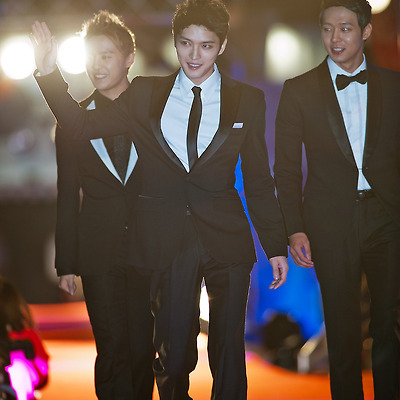 JYJ