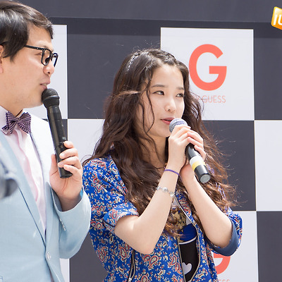 120429 G BY GUESS 평촌 롯데백화점 사인회 아이유 직찍 by soz 1부
