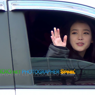 120212 인기가요 일마치고 퇴근하는 아이유 by 스피넬