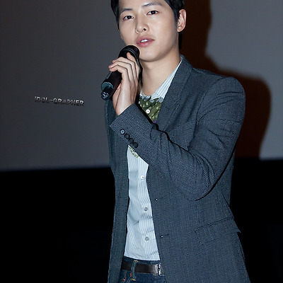[PHOTO] 121124 늑대소년 무대인사 - 송중기 by o첫눈에o