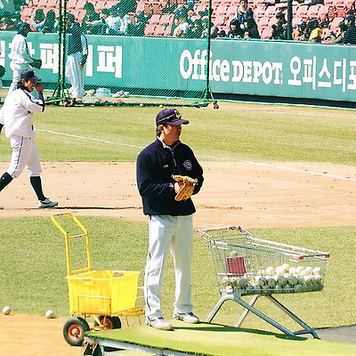 100328) 두산-기아