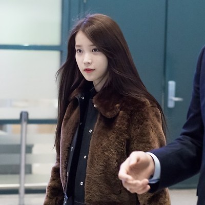 [16.01.11] 인천공항 아이유 입국길 직찍 by NaDia