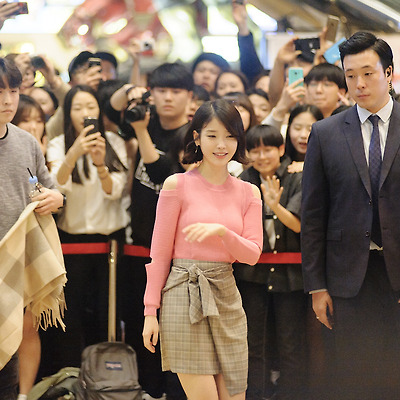 170430 아이유 코엑스 팬사인회