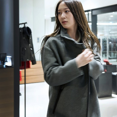 130906 Visiting IRO Store