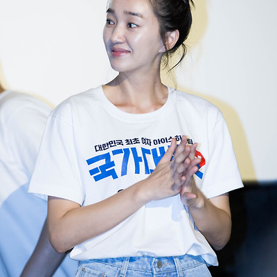 160813 국가대표2 부산 무대인사 수애 직찍 by 글라라