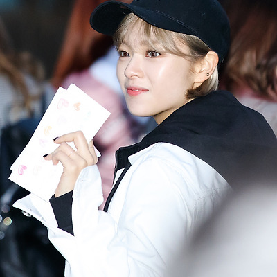 170310 뮤직뱅크 트와이스 출근,재출근 직찍