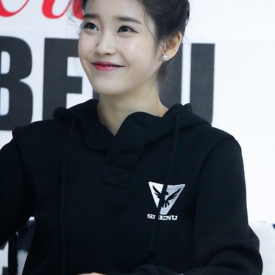 [14.12.19] 스베누 합정점 아이유 팬사인회 직찍 Part-2 by NaDia