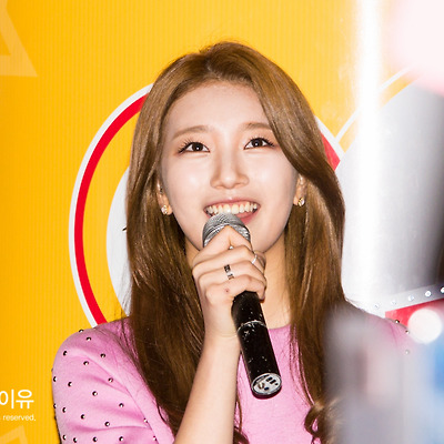 131221 비타오백 수지 by 미스터신