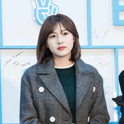 [17.01.22] V앱 시상식 에이핑크 하영 직찍 by 너렛비