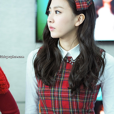 [PHOTO] 131222 하이마트 가락점 베스티 팬사인회 part.2 by cameratest