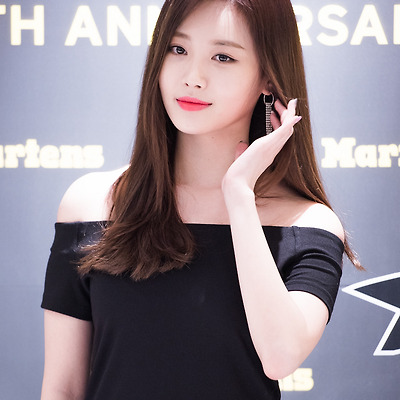160401 닥터마틴 56주년 생일파티 걸스데이 유라 직찍 by 스피넬