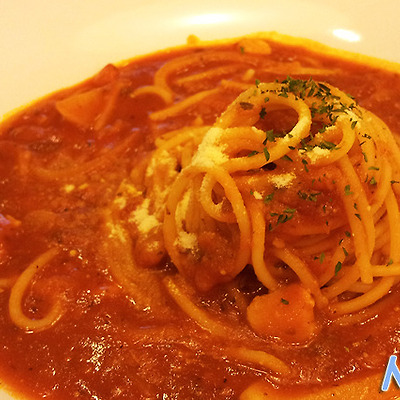 간단한 저녁식사 메뉴로 '토마토스파게티'를 시키다