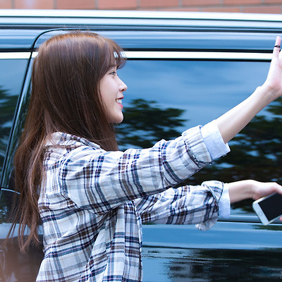 [160918] 데뷔 8주년 팬미팅 출근길 아이유 직찍 by 달빛마차