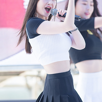 달샤벳 (Dal★shabet),우희: 울산 진하 PWA 세계윈드서핑대회 개막식 축하무대 #1