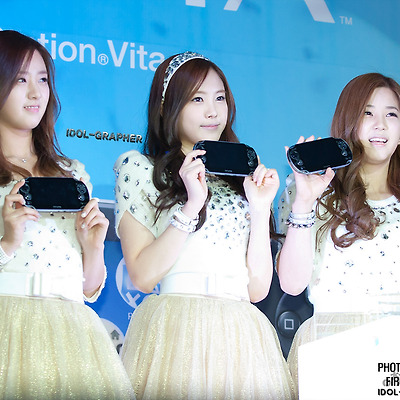 [PHOTO] 120211 PS Vita 런칭 기념행사 - 에이핑크 Part.1 by o첫눈에o