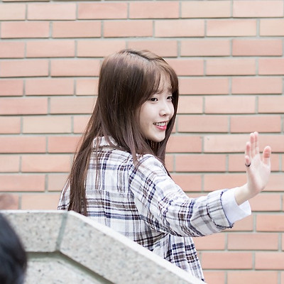 [16.09.18] 아이유 8주년 팬미팅 출근길 직찍 by NaDia