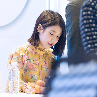 [170402] 팜엑스포 그날엔 팬사인회 아이유 직찍 by 달빛마차
