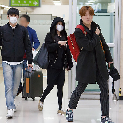 151101 아이유 김포공항 입국