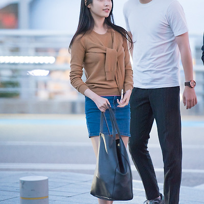 150828 인천공항 출국 아이유 직찍 by 스피넬