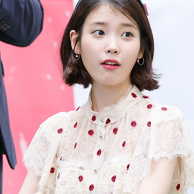 170507 아이유 팔레트 영등포 사인회 직찍 Part2