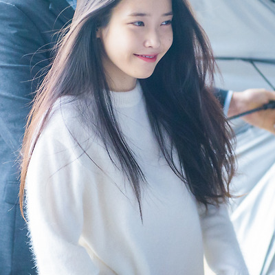 151107 김포공항 출국 아이유 직찍 by 스피넬