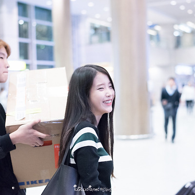 151022 인천공항 입국 아이유 직찍 by 미스터신iu