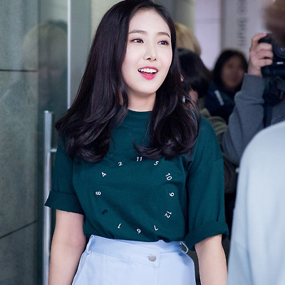 [PHOTO] 160406 주간 아이돌 - 여자친구 신비 by Girls Grapher