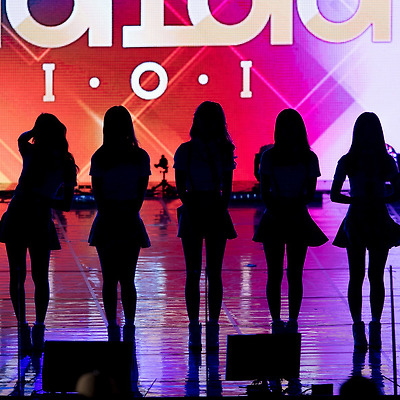 [PHOTO] 160516 아이오아이 게릴라 콘서트 by Girls Grapher