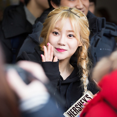 160210 주간아이돌 AOA 크림 유나 혜정