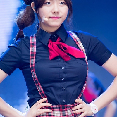 은근 글래머 아이오아이 김소혜 몸매