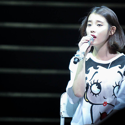 131123 아이유 서울모던타임즈콘서트 리앵콜직찍 by 글라라