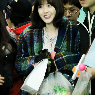 140127 유인나의 볼륨을 높여요 출근길 아이유 직찍 by 글라라